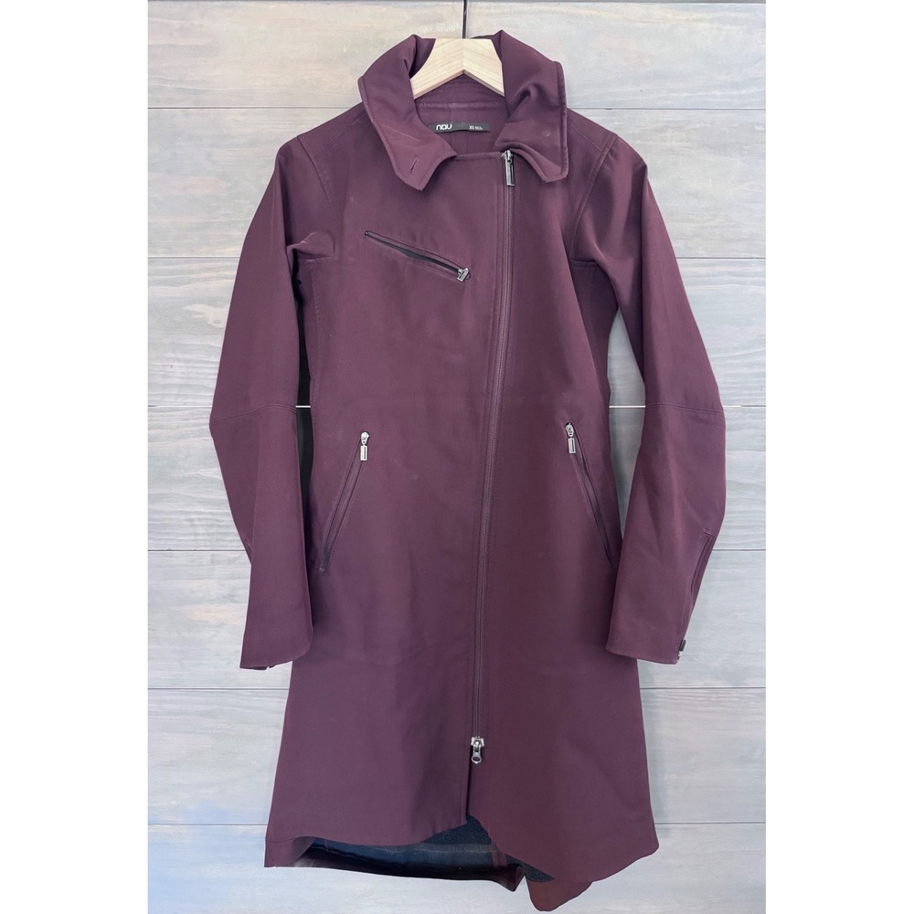 Nau Shroud of Purrin Softshell Trench Coat Maroon Burgundy Asymmetrical‎ Zip XS